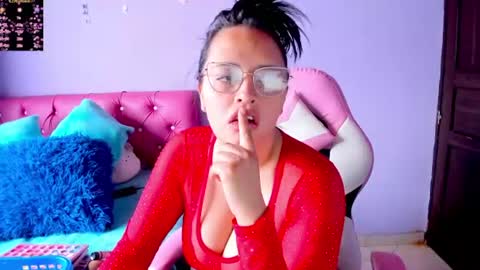 Natis online show from 06-15-26, 12:07