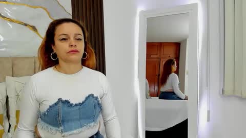 cristal walker online show from 02-05-26, 10:31