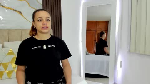 cristal walker online show from 02-07-26, 10:41