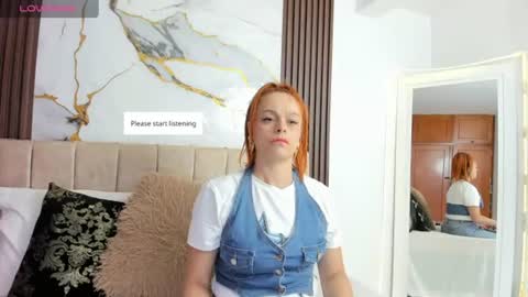 Snapshot of cristalwalker__ chatting on 07-24-26, 11:19 cristal walker online show from 07-24-26, 11:19