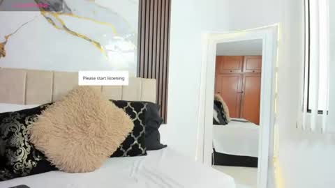 Snapshot of cristalwalker__ chatting on 07-27-26, 11:28 cristal walker online show from 07-27-26, 11:28
