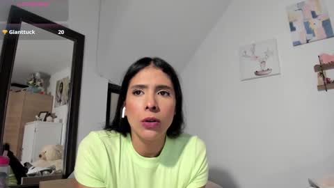 Snapshot of cristamunez chatting on 03-14-26, 02:50 veronika online show from 03-14-26, 02:50