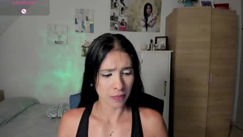 veronika online show from 04-28-26, 02:38