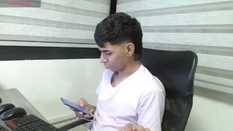 cristhian online show from 09-23-25, 06:16