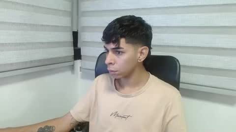 cristhian online show from 09-26-25, 05:22