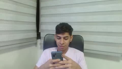 cristhian online show from 09-28-25, 04:40