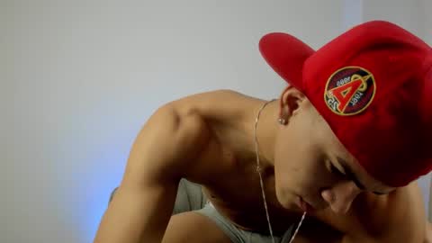 Snapshot of cristiianmartinez chatting on 09-18-25, 08:05 Cristian online show from 09-18-25, 08:05