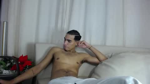 Cristina online show from 02-03-26, 01:37