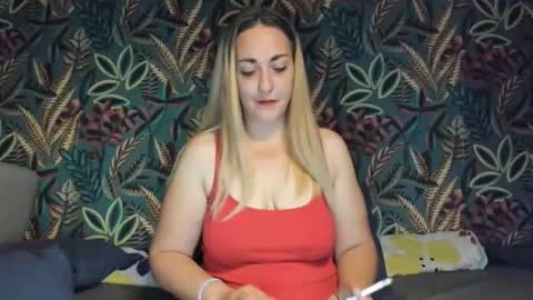 Cristina online show from 11-02-25, 05:43