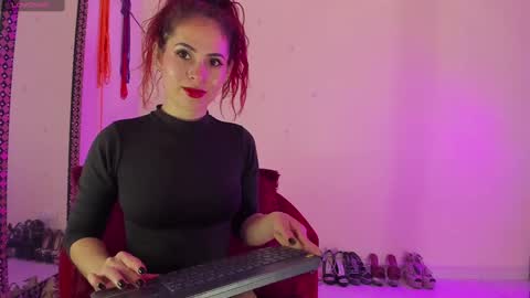 Cristin online show from 02-13-25, 04:50