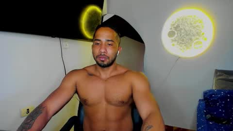 Cristian online show from 11-25-25, 01:44