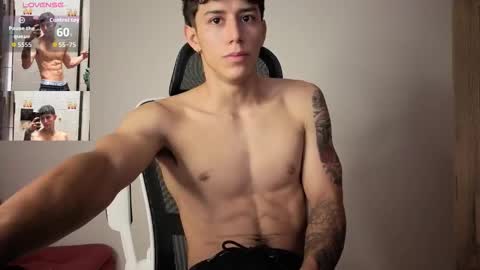 cristopher23  online show from 12-21-25, 10:11