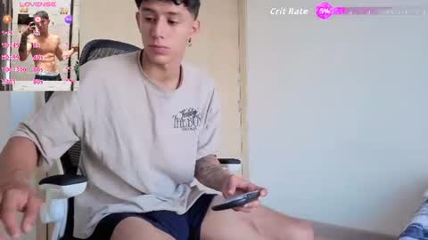 cristopher23  online show from 06-25-26, 12:20