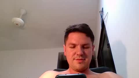 cristopher3042 online show from 05-07-26, 01:22