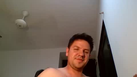 cristopher3042 online show from 05-26-26, 12:06