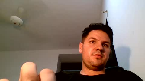 cristopher3042 online show from 06-12-26, 01:59