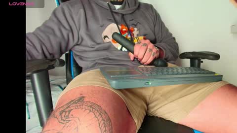 Snapshot of cristopher_here chatting on 02-12-26, 02:12 CRISTOPHER online show from 02-12-26, 02:12