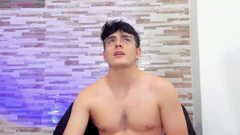 Snapshot of cristopher_russo chatting on 05-15-26, 11:56 CRISTOPHER online show from 05-15-26, 11:56