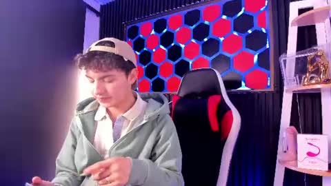 Cristopher  online show from 06-30-26, 10:00