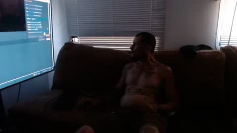 critterick6674 online show from 09-16-25, 12:44