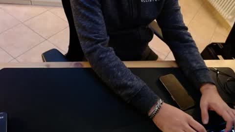 crocken_bisc online show from 11-29-25, 03:48