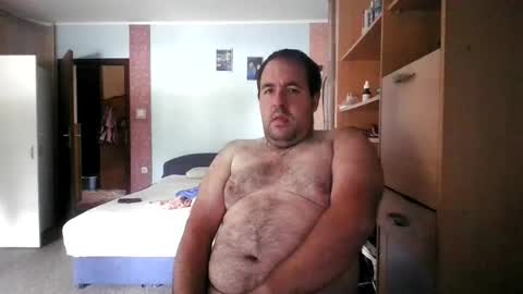 Snapshot of crodick1 chatting on 07-02-26, 07:25 smallcookboy online show from 07-02-26, 07:25