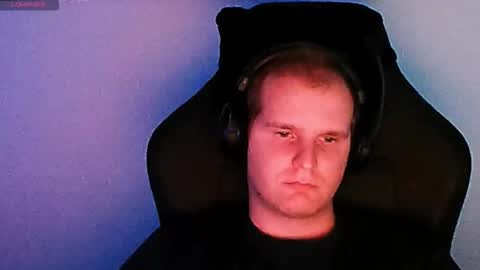 Snapshot of croissant911 chatting on 11-02-25, 03:14 Anderson online show from 11-02-25, 03:14