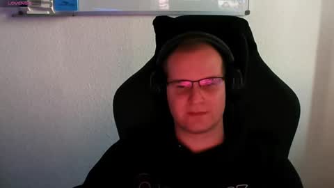 Snapshot of croissant911 chatting on 12-02-25, 08:08 Anderson online show from 12-02-25, 08:08