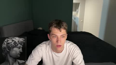 Snapshot of cronck52 chatting on 12-16-25, 10:26 cronck52 online show from 12-16-25, 10:26