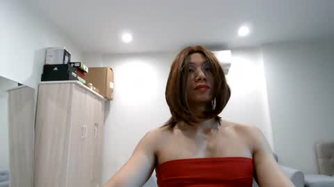 Snapshot of crossdresseranna chatting on 07-08-26, 03:55 Anna online show from 07-08-26, 03:55