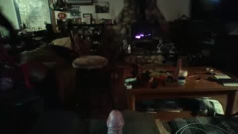 Snapshot of crossdrsr1 chatting on 12-15-25, 11:36 crossdrsr1 online show from 12-15-25, 11:36