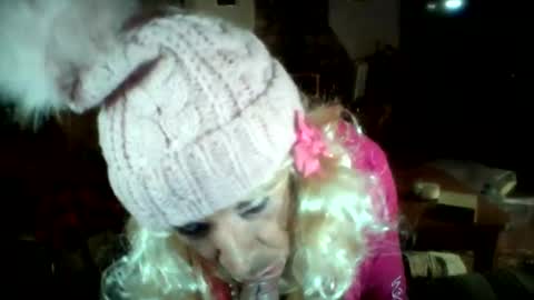 Snapshot of crossdrsr1 chatting on 02-10-26, 11:58 crossdrsr1 online show from 02-10-26, 11:58