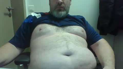 Crouch1 online show from 10-29-25, 11:12