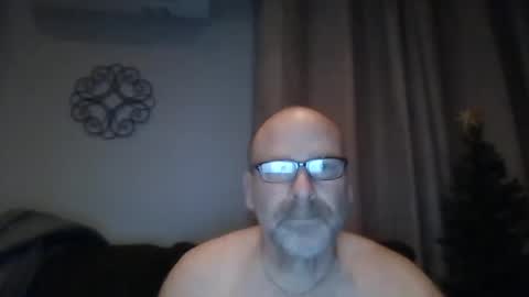Snapshot of cruising_guy chatting on 01-18-25, 11:11 fun guy online show from 01-18-25, 11:11
