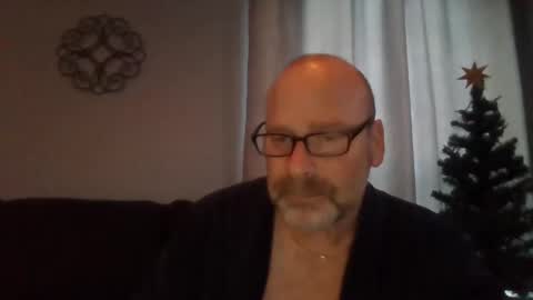 Snapshot of cruising_guy chatting on 02-22-25, 11:35 fun guy online show from 02-22-25, 11:35