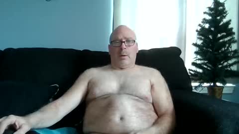 Snapshot of cruising_guy chatting on 03-04-25, 06:50 fun guy online show from 03-04-25, 06:50