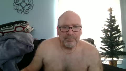 Snapshot of cruising_guy chatting on 03-10-25, 06:01 fun guy online show from 03-10-25, 06:01