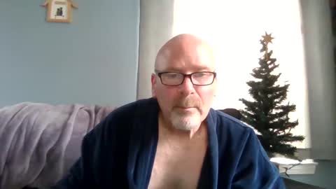 Snapshot of cruising_guy chatting on 09-24-25, 05:05 fun guy online show from 09-24-25, 05:05