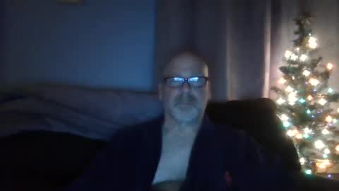 Snapshot of cruising_guy chatting on 09-29-25, 03:00 fun guy online show from 09-29-25, 03:00
