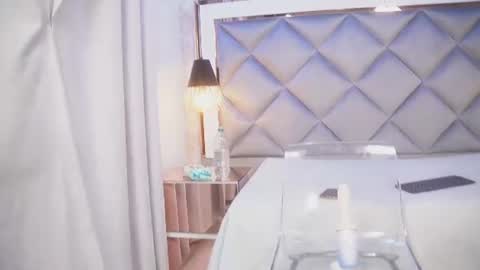 Snapshot of crystal_gilton chatting on 07-10-26, 07:16 crystal_gilton online show from 07-10-26, 07:16