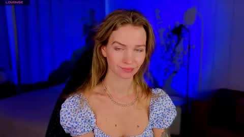 Snapshot of crystal_kris chatting on 03-03-26, 05:35 Kristina online show from 03-03-26, 05:35