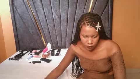 lisa online show from 10-24-25, 10:00