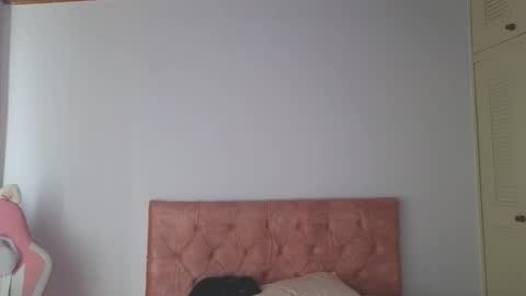 Crystal Blaze online show from 10-13-25, 03:45