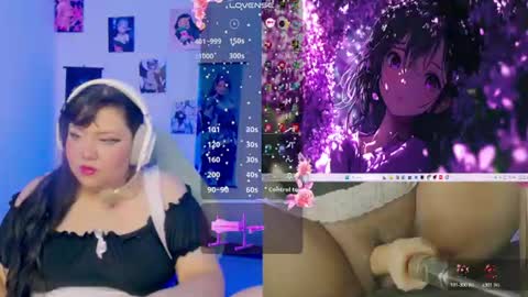 Snapshot of crystal_velvet01 chatting on 07-12-26, 04:31 crystal online show from 07-12-26, 04:31