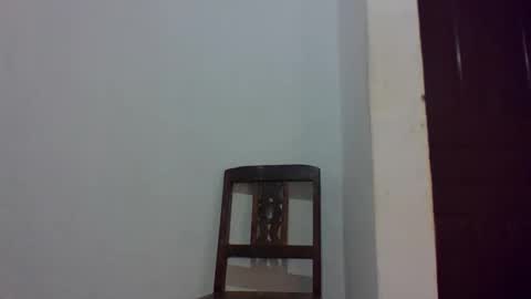 crystal_viv_1 online show from 10-31-25, 01:06