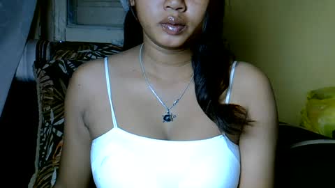 Snapshot of crystalbellax chatting on 06-28-26, 05:46 crystalbellax online show from 06-28-26, 05:46