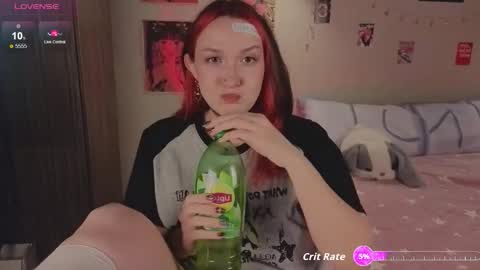 Snapshot of crystalblaze_ chatting on 10-14-25, 08:20 Grace online show from 10-14-25, 08:20