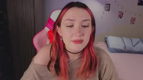 Snapshot of crystalblaze_ chatting on 11-29-25, 08:56 Grace online show from 11-29-25, 08:56