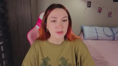 Snapshot of crystalblaze_ chatting on 12-14-25, 08:46 Grace online show from 12-14-25, 08:46