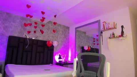 Crystal online show from 02-18-26, 03:52